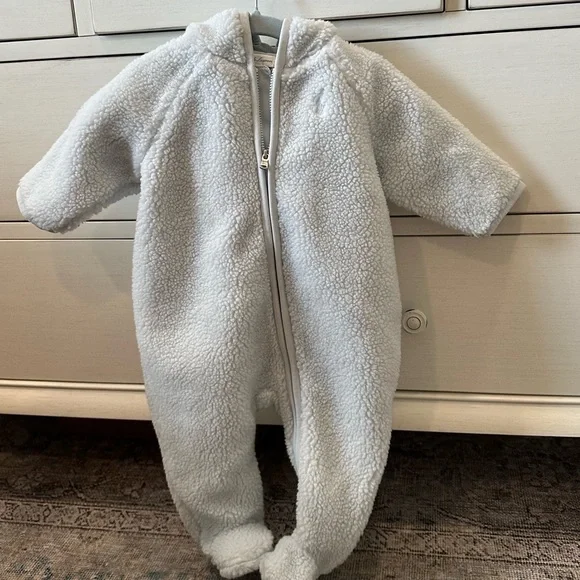 Ralph Lauren Bear-Ear Teddy Fleece Bunting Suit - Picture 2 of 5